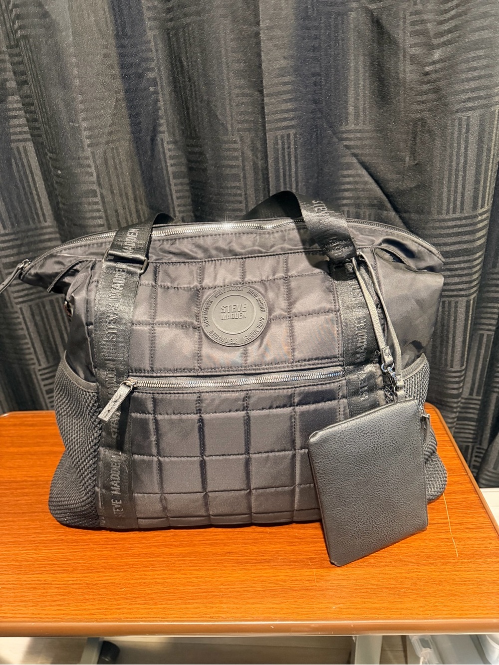 Steve Madden Black Quilted Travel Tote Bag Large Like New